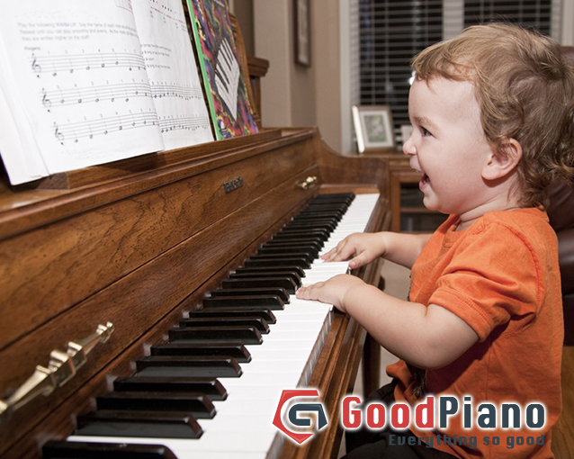 Tư vấn mua đàn piano phù hợp nhất với trẻ em