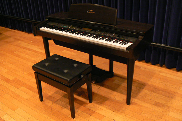 Đàn Piano Điện Yamaha CVP-79